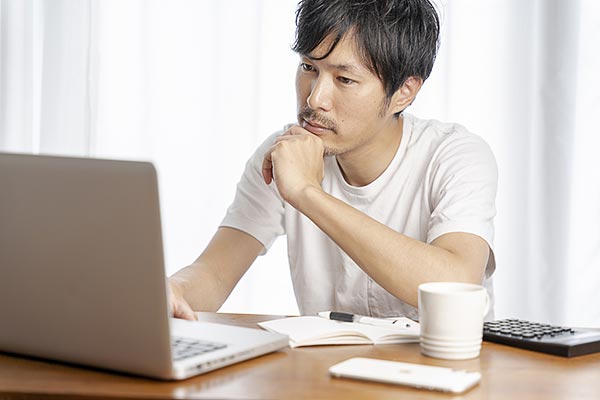 男性