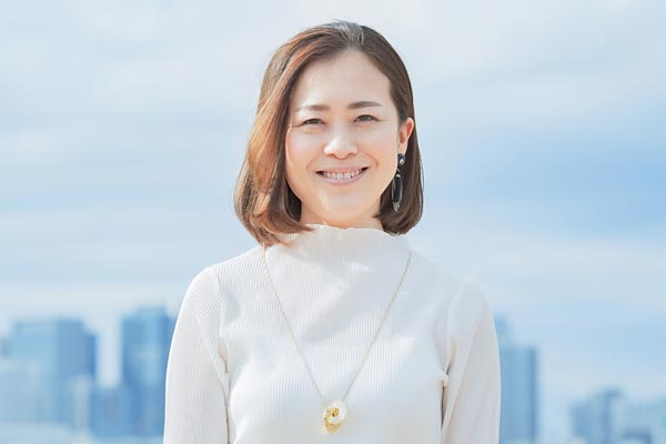 女性